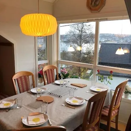 Floor With Amazing View And Location *
