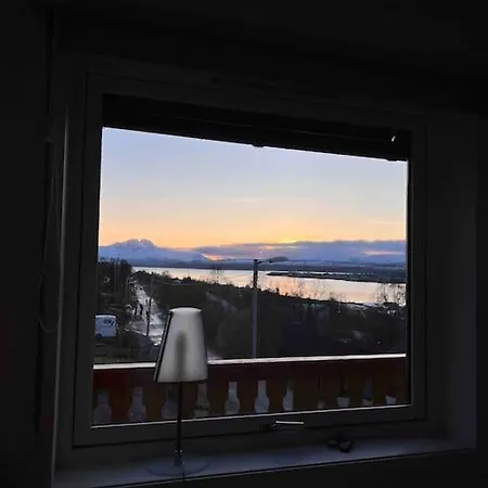 Floor With Amazing View And Location * Tromsø