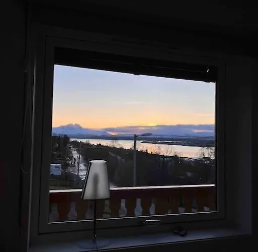 Floor With Amazing View And Location * Тромсё