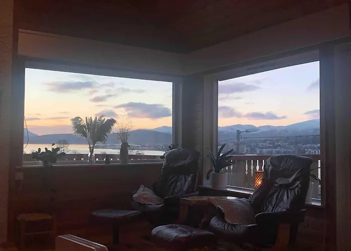 Floor With Amazing View And Location Тромсё
